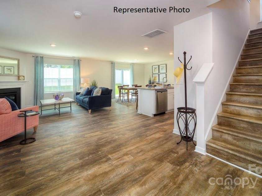 1410 Mammoth Road, Hickory, NC 28602.  MLS# CAR4331811, YatesRealty ID 6170. 