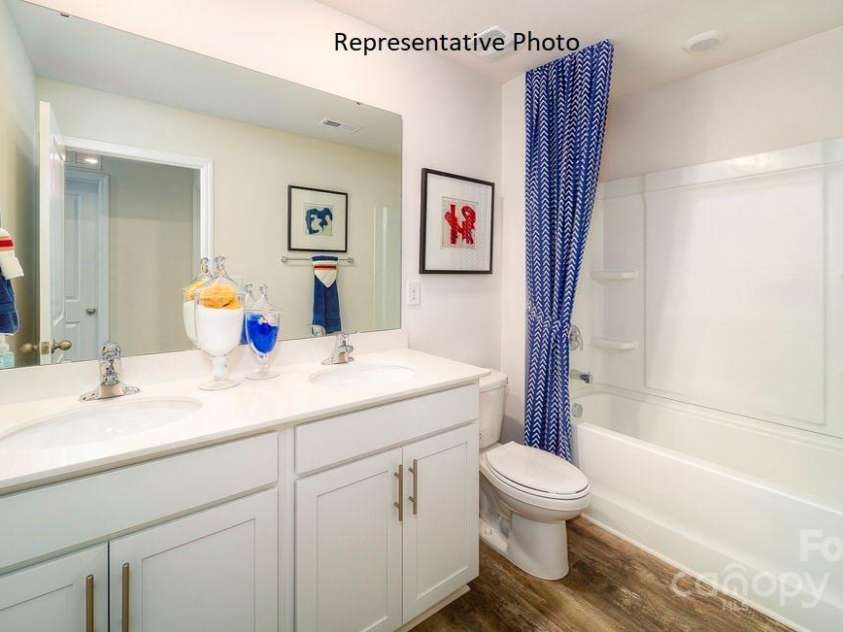 1410 Mammoth Road, Hickory, NC 28602.  MLS# CAR4331811, YatesRealty ID 6170. 