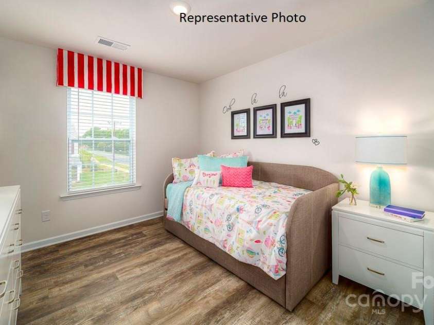 1410 Mammoth Road, Hickory, NC 28602.  MLS# CAR4331811, YatesRealty ID 6170. 