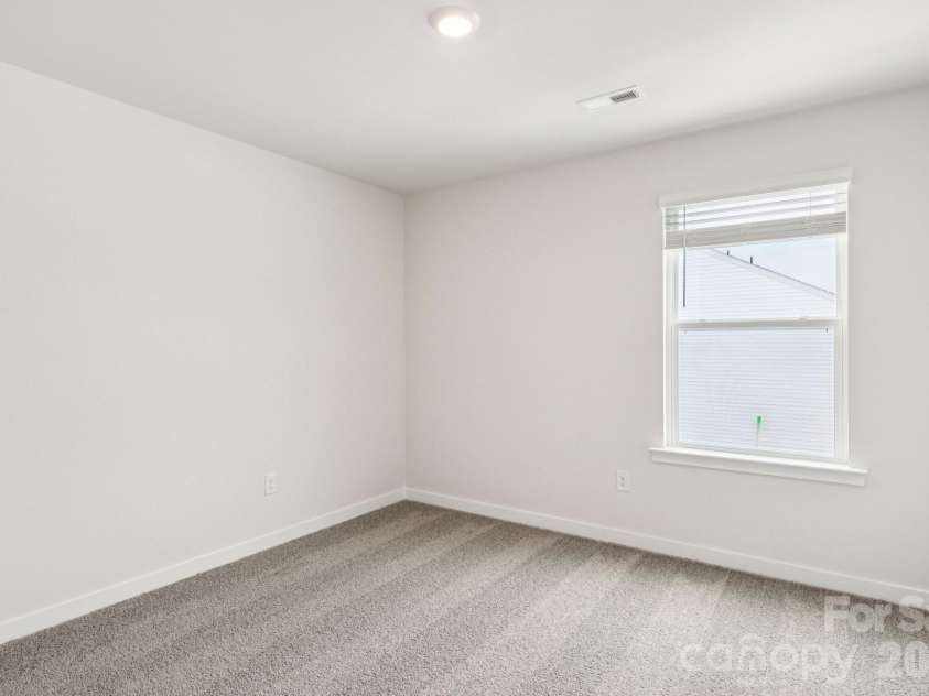 1447 Mammoth Road, Hickory, NC 28602.  MLS# CAR4350148, YatesRealty ID 6171. 