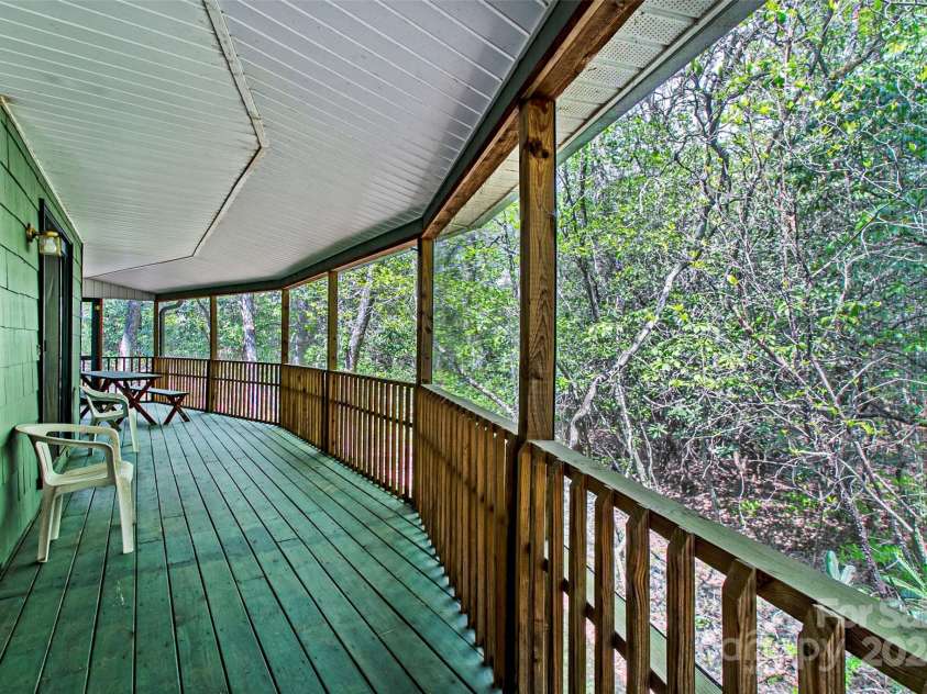 1640 Eagle Lake Drive, Brevard, NC 28712.  MLS# CAR4133745, YatesRealty ID 6174. 