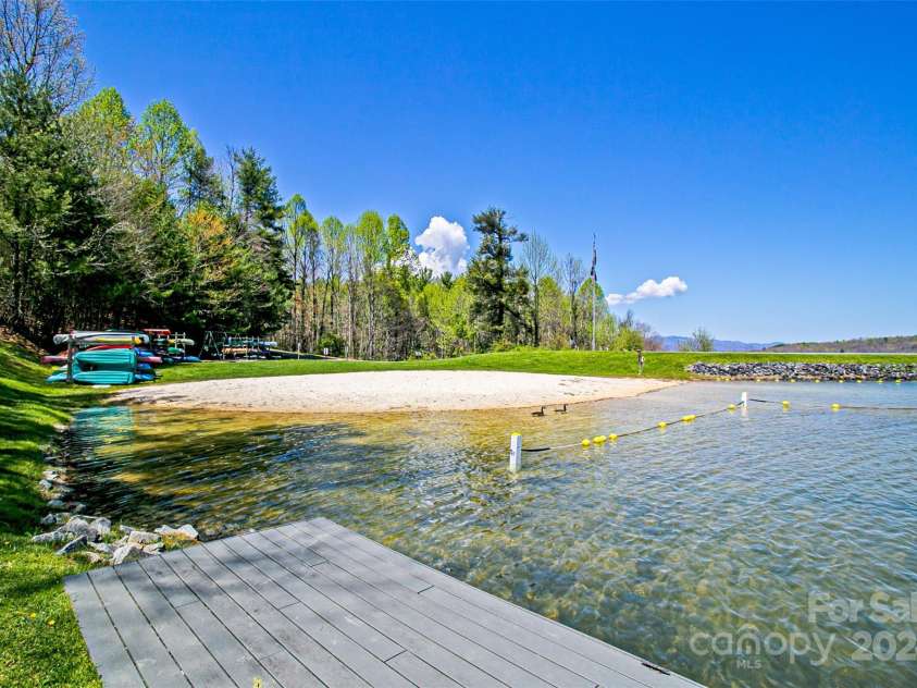 1640 Eagle Lake Drive, Brevard, NC 28712.  MLS# CAR4133745, YatesRealty ID 6174. 