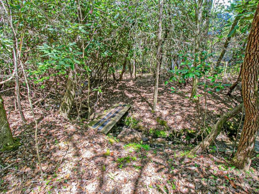 1640 Eagle Lake Drive, Brevard, NC 28712.  MLS# CAR4133745, YatesRealty ID 6174. 