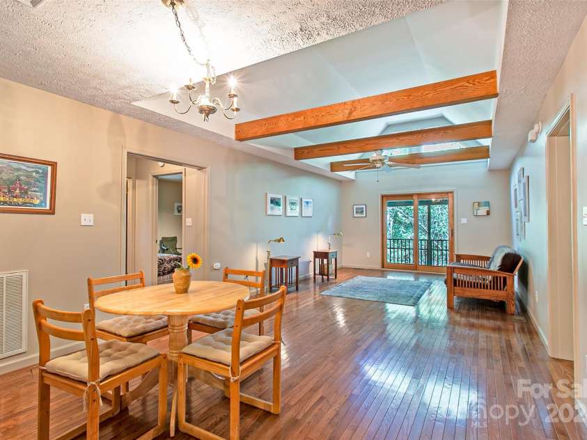 1640 Eagle Lake Drive, Brevard, NC 28712.  MLS# CAR4133745, YatesRealty ID 6174. 