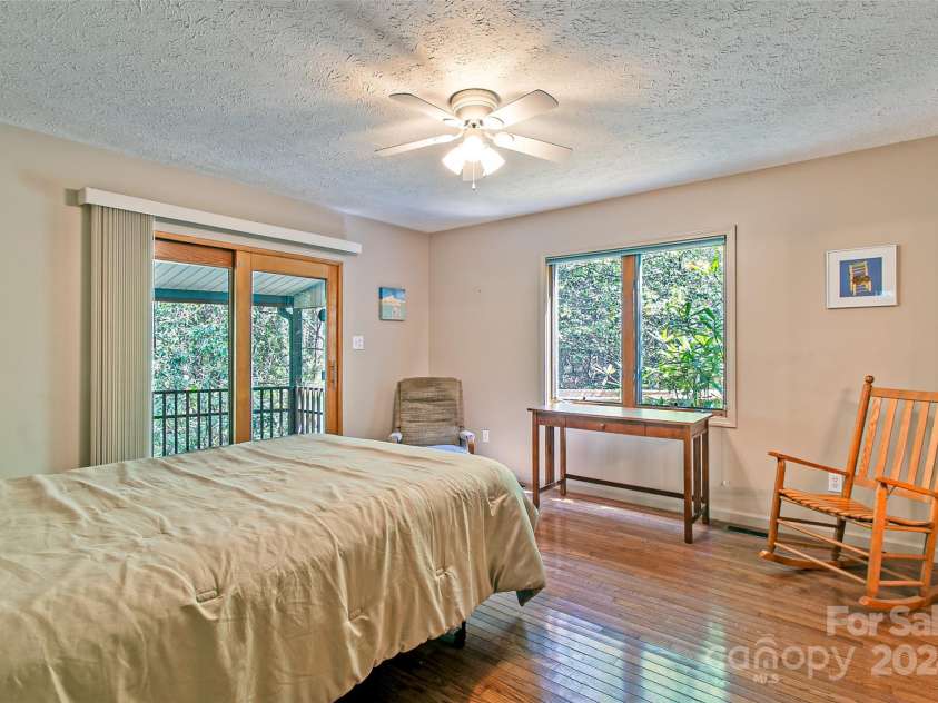 1640 Eagle Lake Drive, Brevard, NC 28712.  MLS# CAR4133745, YatesRealty ID 6174. 