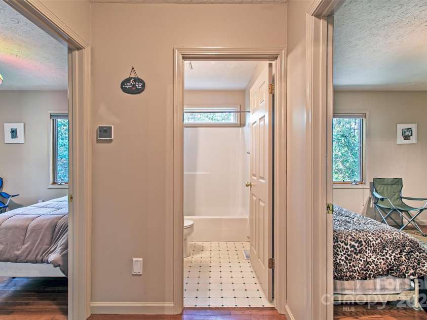 1640 Eagle Lake Drive, Brevard, NC 28712.  MLS# CAR4133745, YatesRealty ID 6174. 