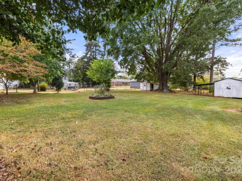 873 Kentwood Drive, Rock Hill, SC 29730.  MLS# CAR4307064, YatesRealty ID 6174. 
