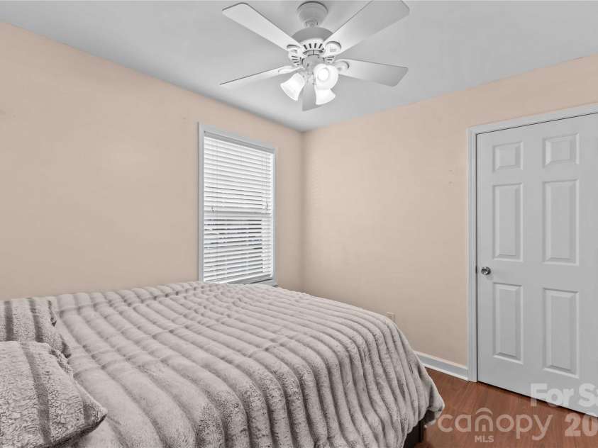 406 Calhoun Street, Fort Mill, SC 29715.  MLS# CAR4338595, YatesRealty ID 6175. 