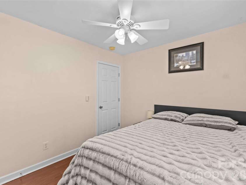 406 Calhoun Street, Fort Mill, SC 29715.  MLS# CAR4338595, YatesRealty ID 6175. 