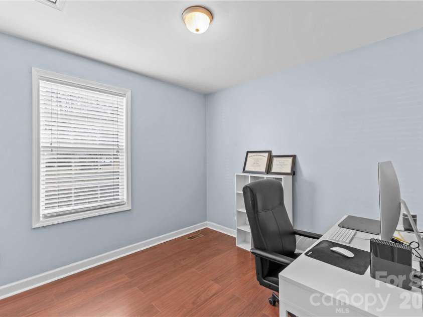406 Calhoun Street, Fort Mill, SC 29715.  MLS# CAR4338595, YatesRealty ID 6175. 