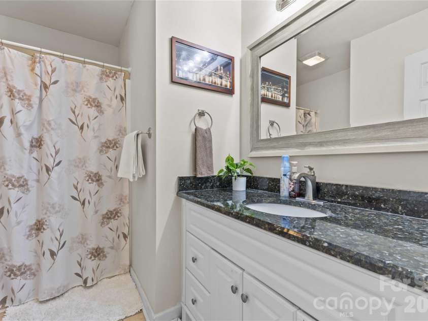 406 Calhoun Street, Fort Mill, SC 29715.  MLS# CAR4338595, YatesRealty ID 6175. 