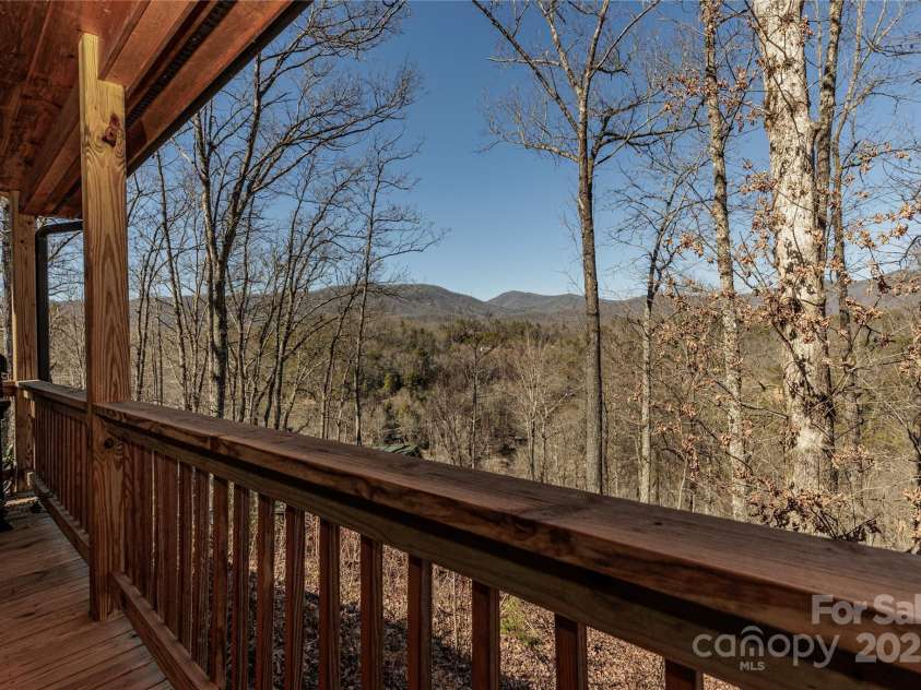 261 Holley Mountain Top Road, Whittier, NC 28789.  MLS# CAR4234273, YatesRealty ID 6176. 