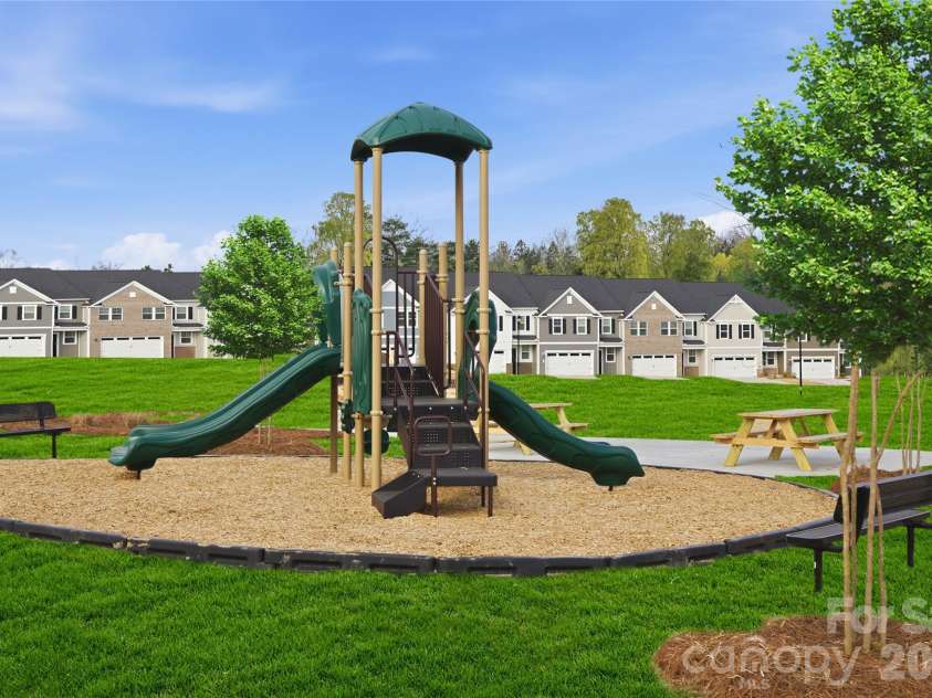 1823 Viewfield Road, Fort Mill, SC 29708.  MLS# CAR4359780, YatesRealty ID 6177. Amenity Example