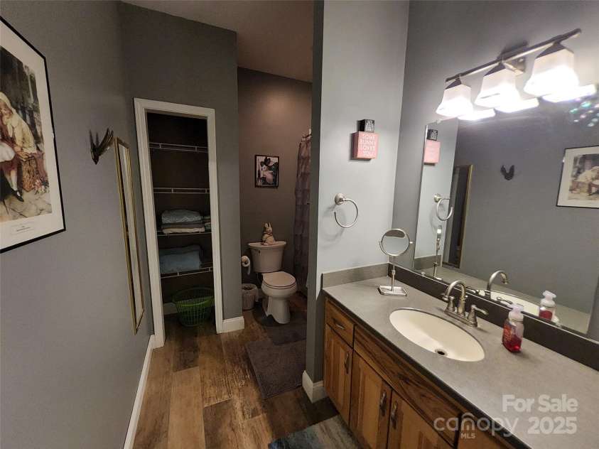 660 Scoggins Road, Rutherfordton, NC 28139.  MLS# CAR4221300, YatesRealty ID 6178. 2nd Full Bathroom~~