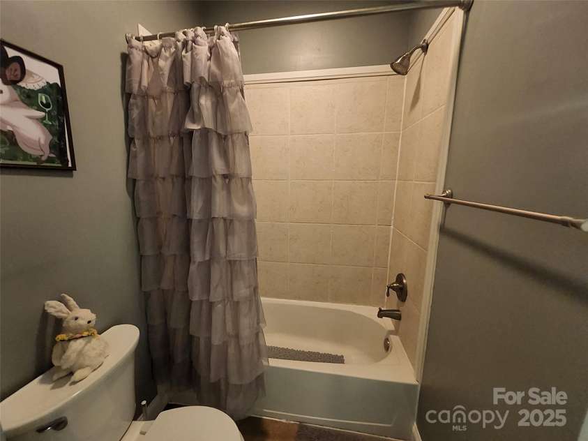 660 Scoggins Road, Rutherfordton, NC 28139.  MLS# CAR4221300, YatesRealty ID 6178. 
