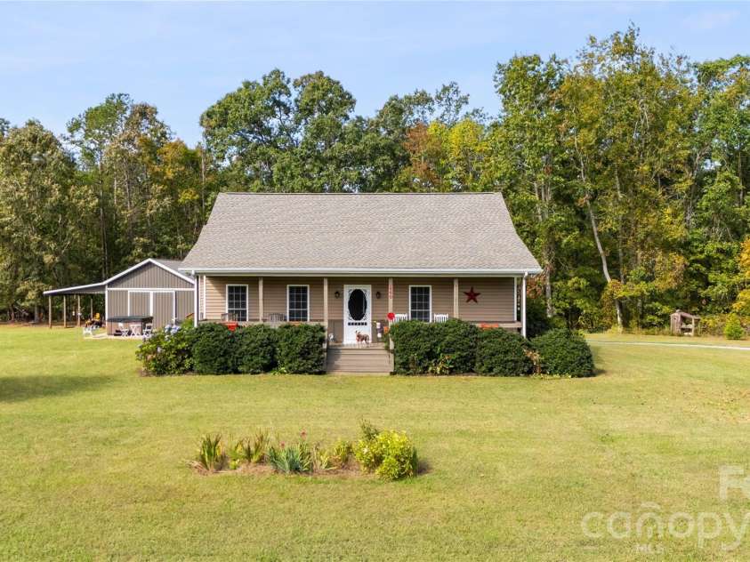 660 Scoggins Road, Rutherfordton, NC 28139.  MLS# CAR4312190, YatesRealty ID 6178. 