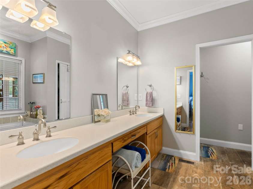 660 Scoggins Road, Rutherfordton, NC 28139.  MLS# CAR4312190, YatesRealty ID 6178. 