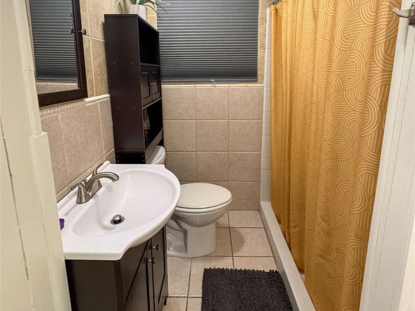 206 King Henry Lane, Gastonia, NC 28056.  MLS# CAR4213014, YatesRealty ID 618. 