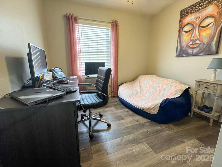 206 King Henry Lane, Gastonia, NC 28056.  MLS# CAR4213014, YatesRealty ID 618. 