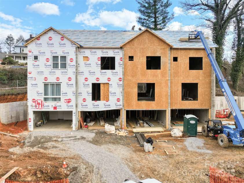 41 Richland Street, Waynesville, NC 28786.  MLS# CAR4330949, YatesRealty ID 618. Under construction