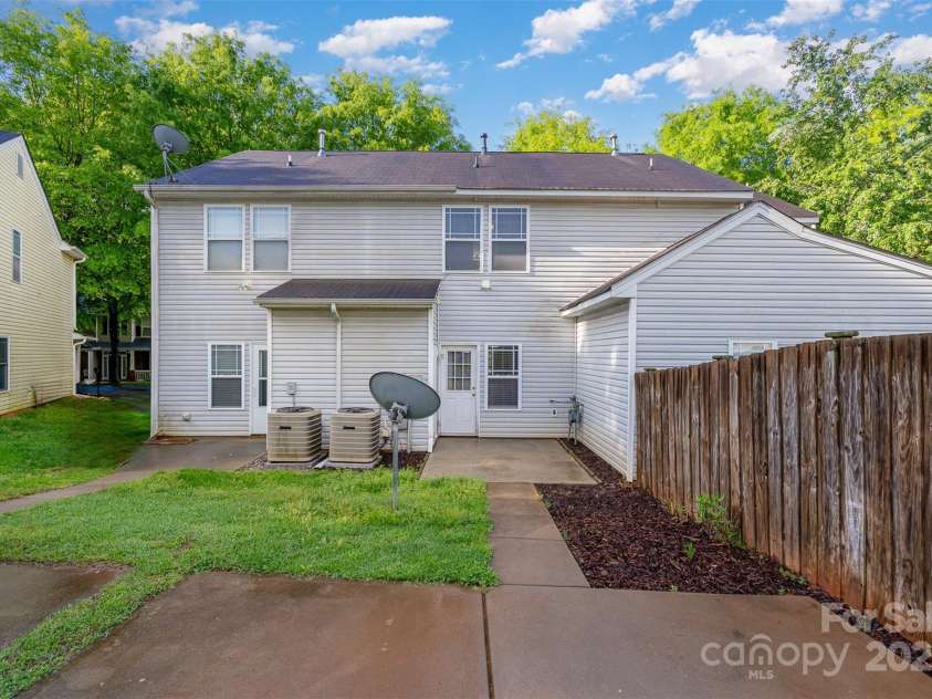 12925 Windy Lea Lane, Huntersville, NC 28078.  MLS# CAR4244429, YatesRealty ID 6180. 