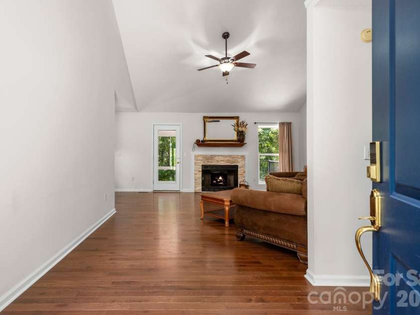 701 Salisbury Road, Hendersonville, NC 28792.  MLS# CAR4279569, YatesRealty ID 6181. So Welcoming -