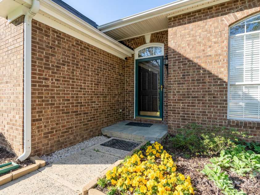6111 Tesh Court, Charlotte, NC 28269.  MLS# CAR4239195, YatesRealty ID 6183. Entry Door