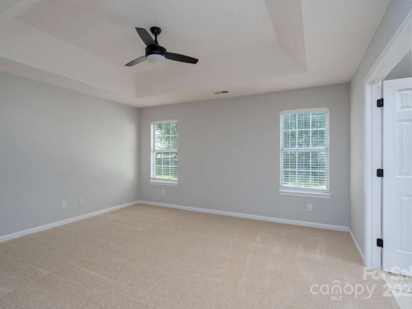 6111 Tesh Court, Charlotte, NC 28269.  MLS# CAR4239195, YatesRealty ID 6183. Owner's Suite