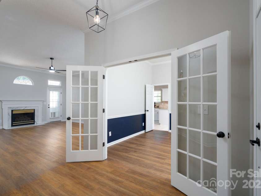 6111 Tesh Court, Charlotte, NC 28269.  MLS# CAR4239195, YatesRealty ID 6183. Walk in to this open floor plan. These French door offer privacy for the flex room