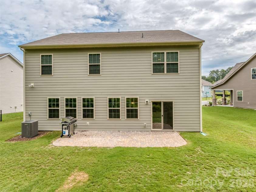 2118 Killian Creek Drive, Denver, NC 28037.  MLS# CAR4358493, YatesRealty ID 6184. Back patio 