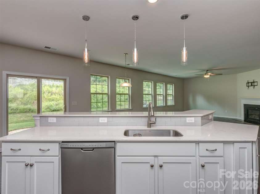 2118 Killian Creek Drive, Denver, NC 28037.  MLS# CAR4358493, YatesRealty ID 6184. Kitchen island 