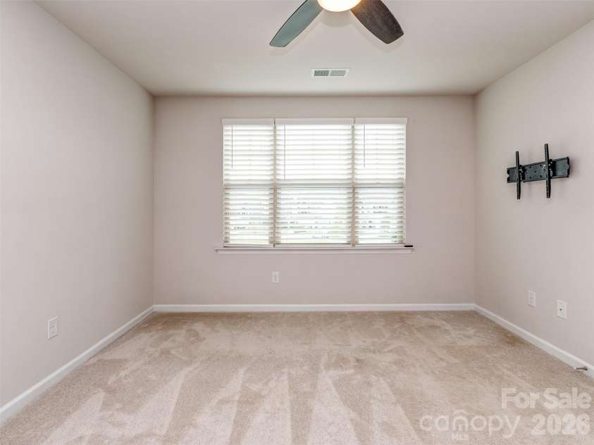 2118 Killian Creek Drive, Denver, NC 28037.  MLS# CAR4358493, YatesRealty ID 6184. Loft 
