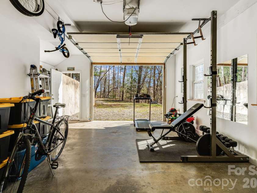 348 Big Raven Lane, Saluda, NC 28773.  MLS# CAR4356572, YatesRealty ID 6185. 