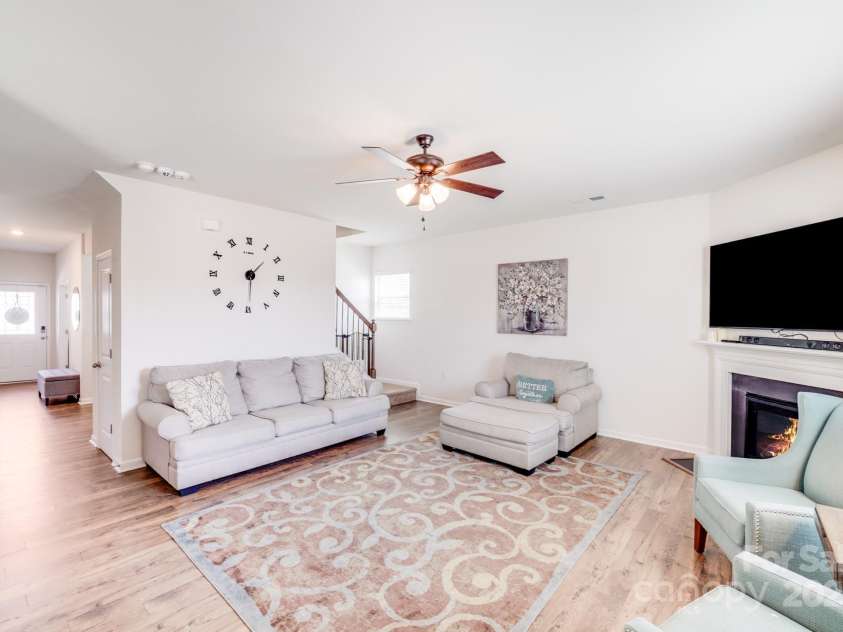 3286 Shining Rock Street, Concord, NC 28027.  MLS# CAR4244404, YatesRealty ID 6186. 