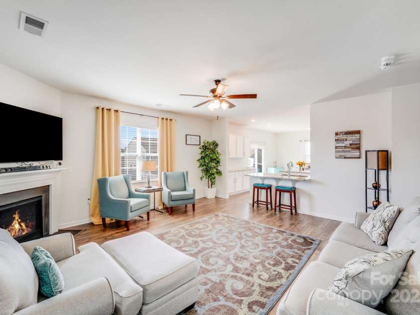 3286 Shining Rock Street, Concord, NC 28027.  MLS# CAR4244404, YatesRealty ID 6186. 