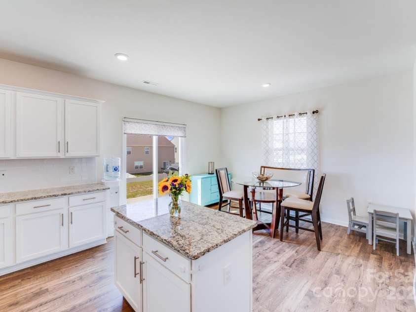 3286 Shining Rock Street, Concord, NC 28027.  MLS# CAR4244404, YatesRealty ID 6186. 