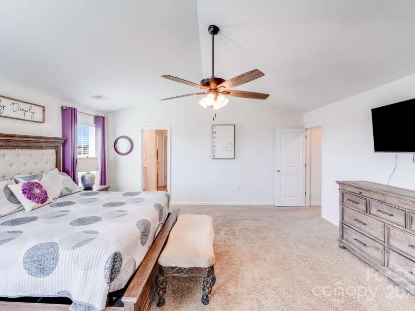 3286 Shining Rock Street, Concord, NC 28027.  MLS# CAR4244404, YatesRealty ID 6186. 