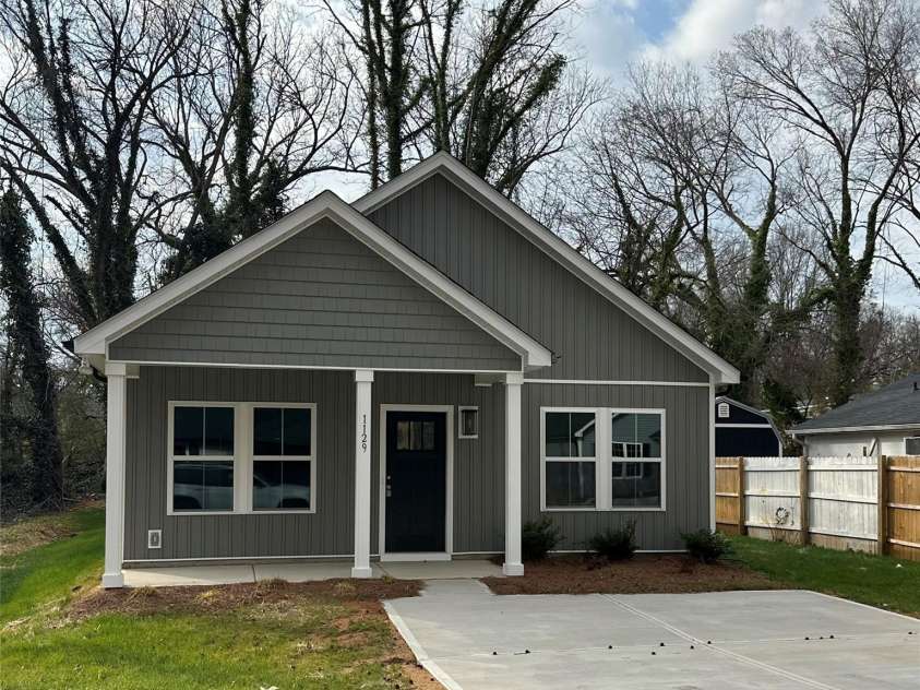 1129 Grady Street, Salisbury, NC 28144.  MLS# CAR4327718, YatesRealty ID 6188. 