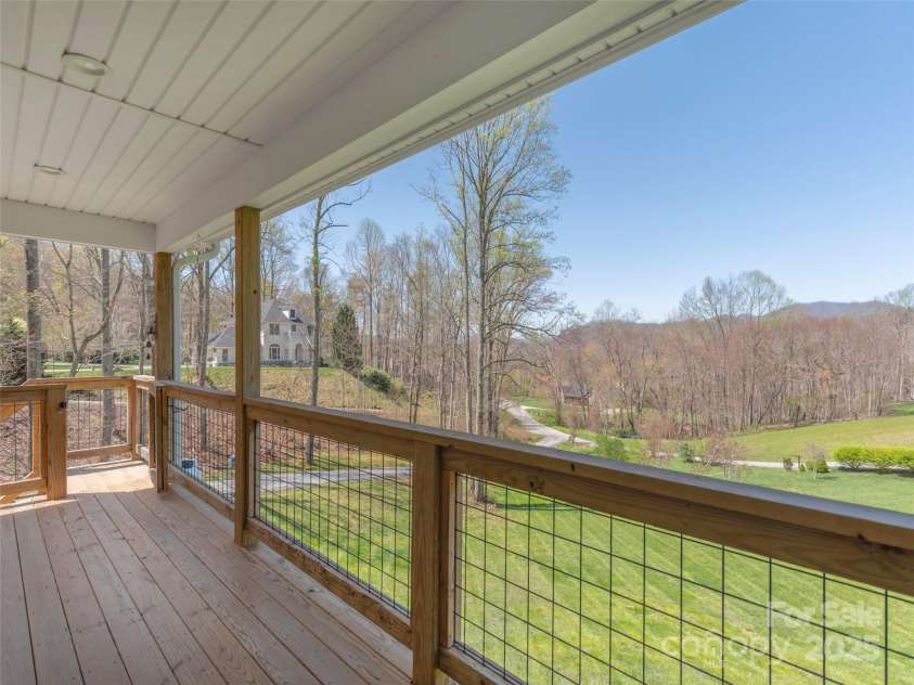 4 Guy Way, Canton, NC 28716.  MLS# CAR4243942, YatesRealty ID 6188. 
