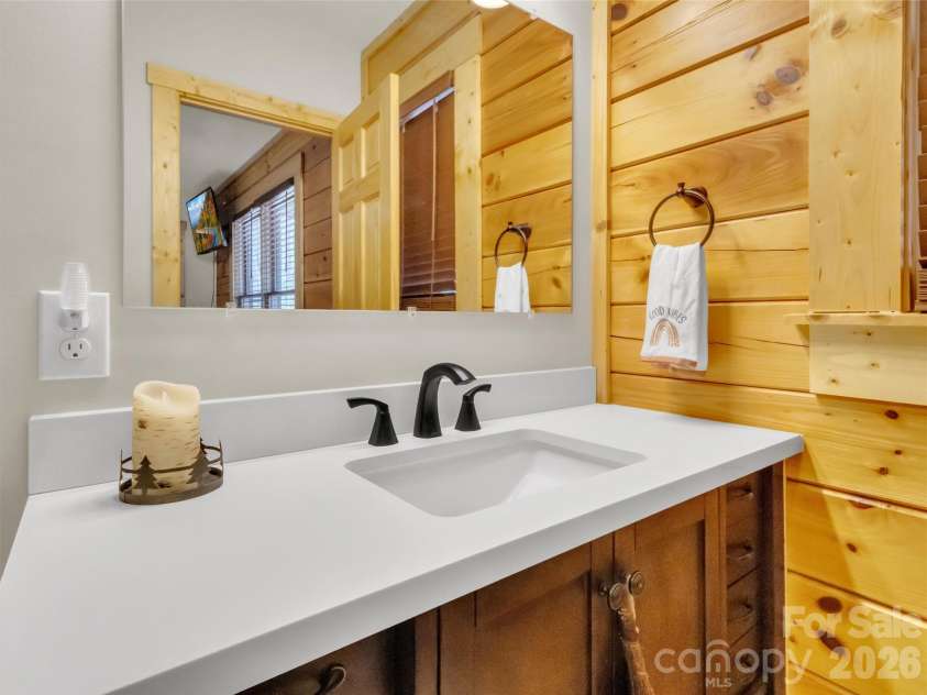 24 Hawthorn Road, Maggie Valley, NC 28751.  MLS# CAR4342542, YatesRealty ID 6190. 