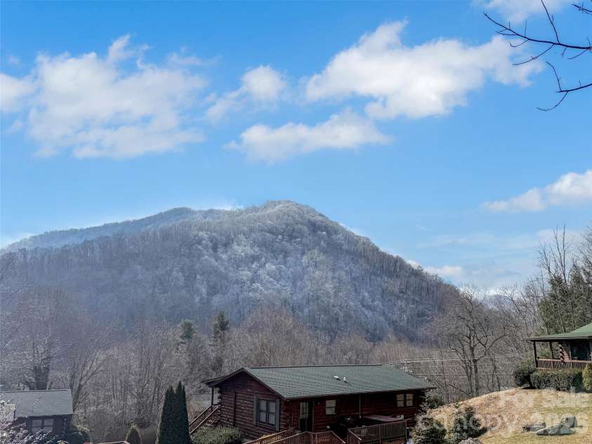 24 Hawthorn Road, Maggie Valley, NC 28751.  MLS# CAR4342542, YatesRealty ID 6190. 