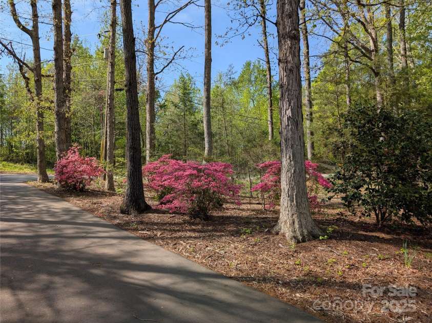 6778 Emerald Isle Drive, Sherrills Ford, NC 28673.  MLS# CAR4246939, YatesRealty ID 6190. 