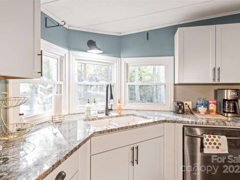 6778 Emerald Isle Drive, Sherrills Ford, NC 28673.  MLS# CAR4246939, YatesRealty ID 6190. 