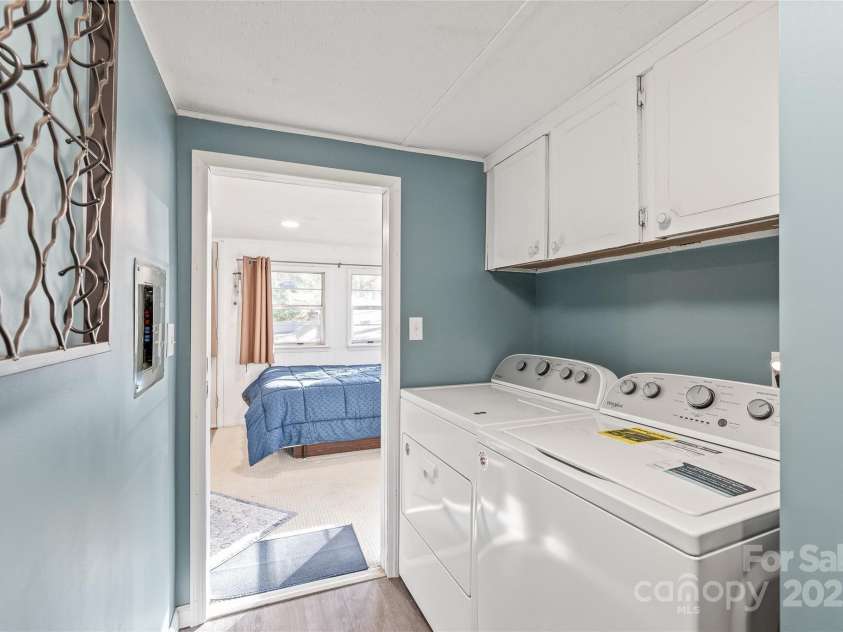 6778 Emerald Isle Drive, Sherrills Ford, NC 28673.  MLS# CAR4246939, YatesRealty ID 6190. 