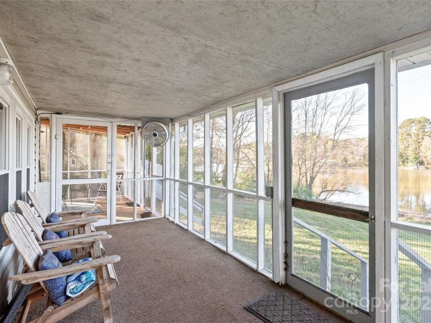 6778 Emerald Isle Drive, Sherrills Ford, NC 28673.  MLS# CAR4246939, YatesRealty ID 6190. 