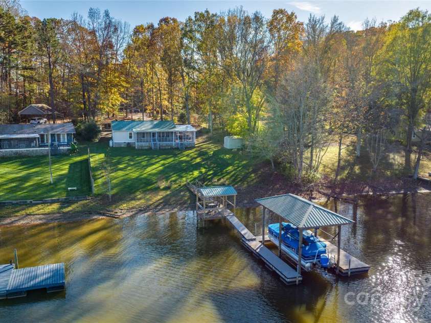 6778 Emerald Isle Drive, Sherrills Ford, NC 28673.  MLS# CAR4246939, YatesRealty ID 6190. 