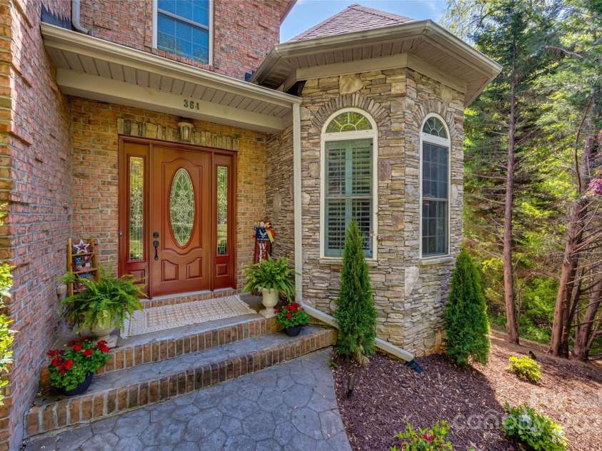 364 Stone Cliff Lane, Clover, SC 29710.  MLS# CAR4247525, YatesRealty ID 6192. 