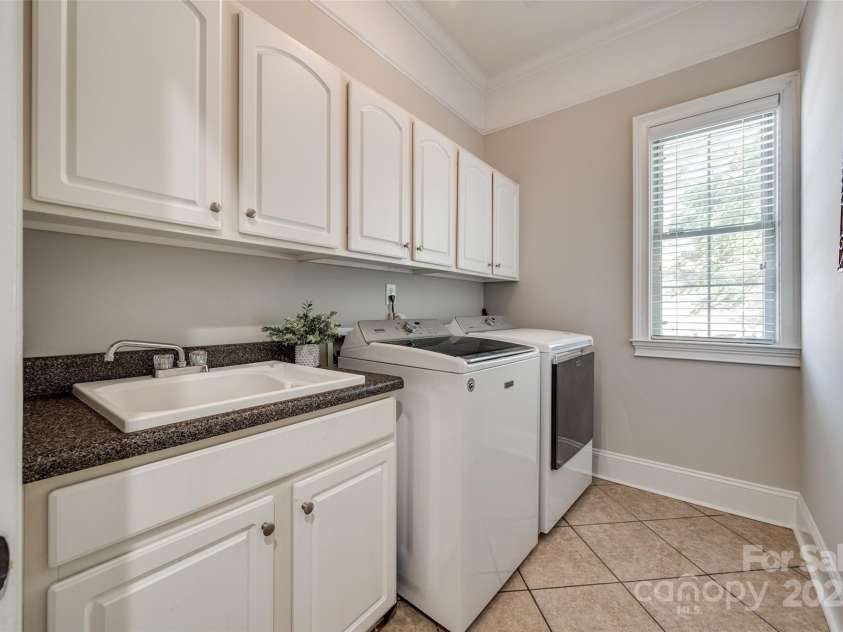 364 Stone Cliff Lane, Clover, SC 29710.  MLS# CAR4247525, YatesRealty ID 6192. 