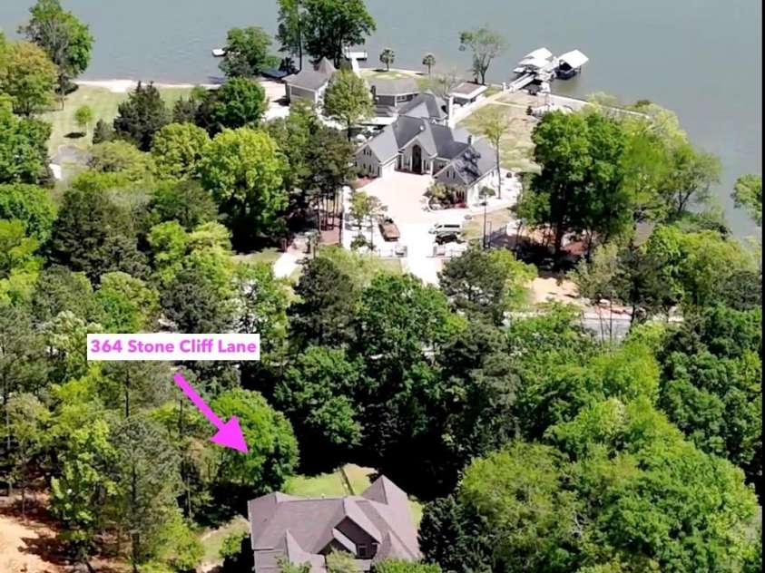 364 Stone Cliff Lane, Clover, SC 29710.  MLS# CAR4247525, YatesRealty ID 6192. 