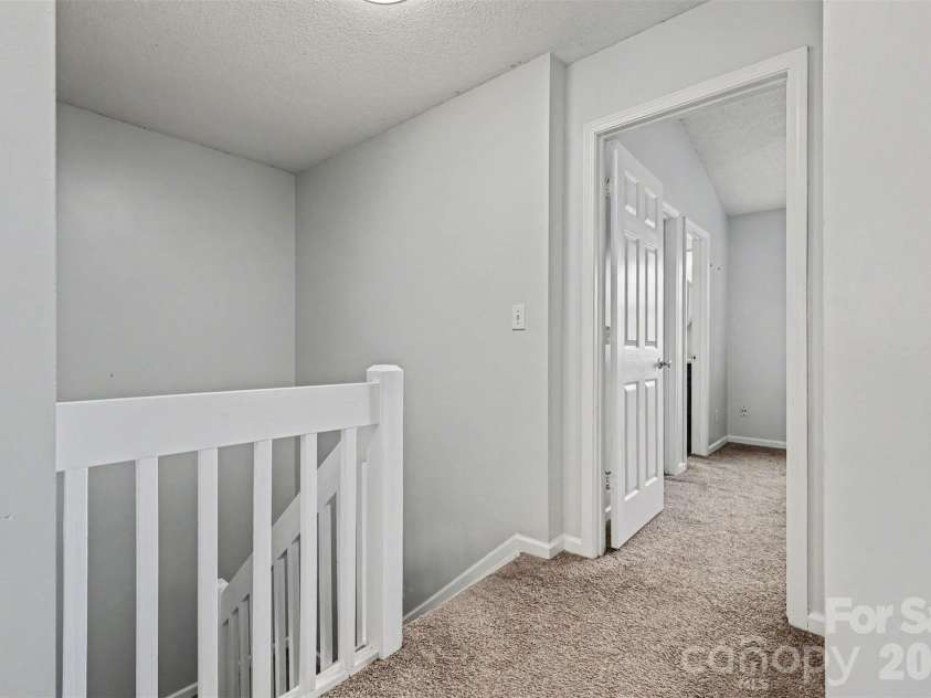 3268 Summercroft Lane, Charlotte, NC 28269.  MLS# CAR4357213, YatesRealty ID 6194. 